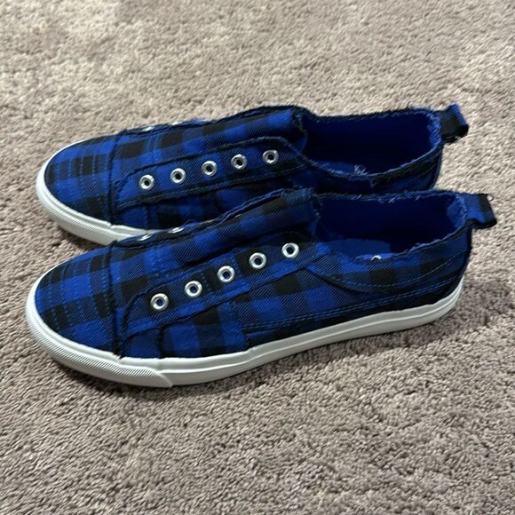 Corkys!! Size 10 ! Blue and black plaid slip on! NWOT pink bottom - Picture 2 of 7